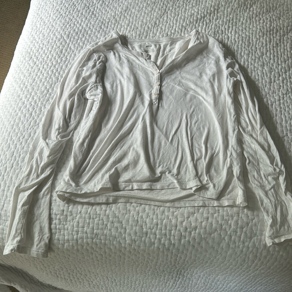 Quarter button long sleeve white shirt - aerie - size M